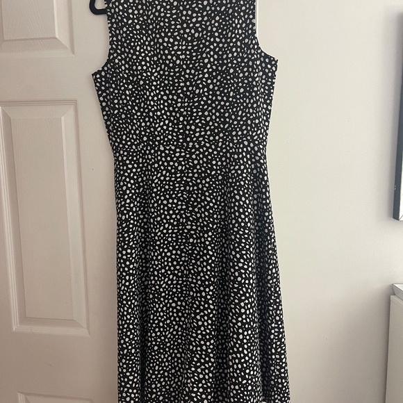 Talbotts Black and White Dress. - Picture 3 of 4